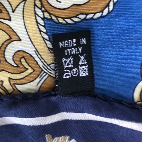 Vintage Pierre Balmain silk scarf - Picture 11 of 12